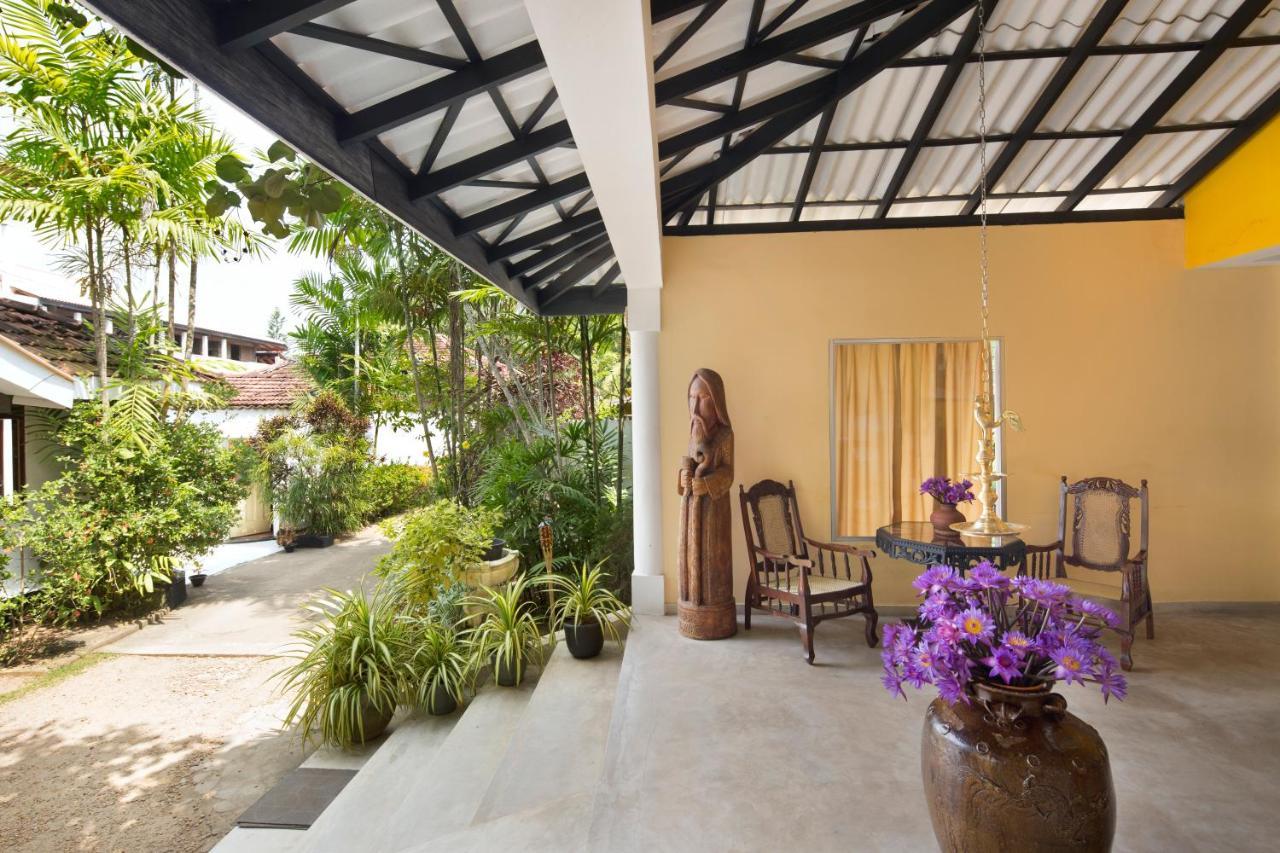 Palm Beach Inn & Sea Shells Cabanas Bentota Eksteriør billede